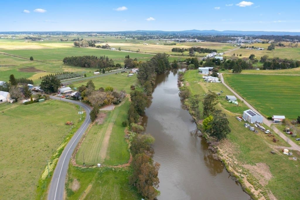725 Paterson Road, Woodville - Thumbnail 2