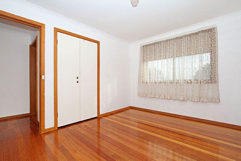 67 McLaughlin Crescent, MILL PARK VIC 3082, Mill Park - Thumbnail 5