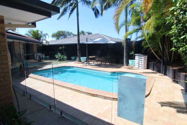 83 Allied Drive, Arundel QLD 4214, Arundel - Thumbnail 2