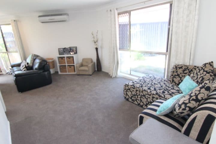 83 Allied Drive, Arundel QLD 4214, Arundel - Thumbnail 5