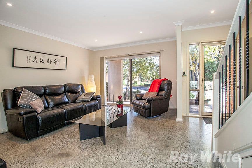 1 Longleaf Grove, Mitcham VIC 3132, Mitcham - Thumbnail 4