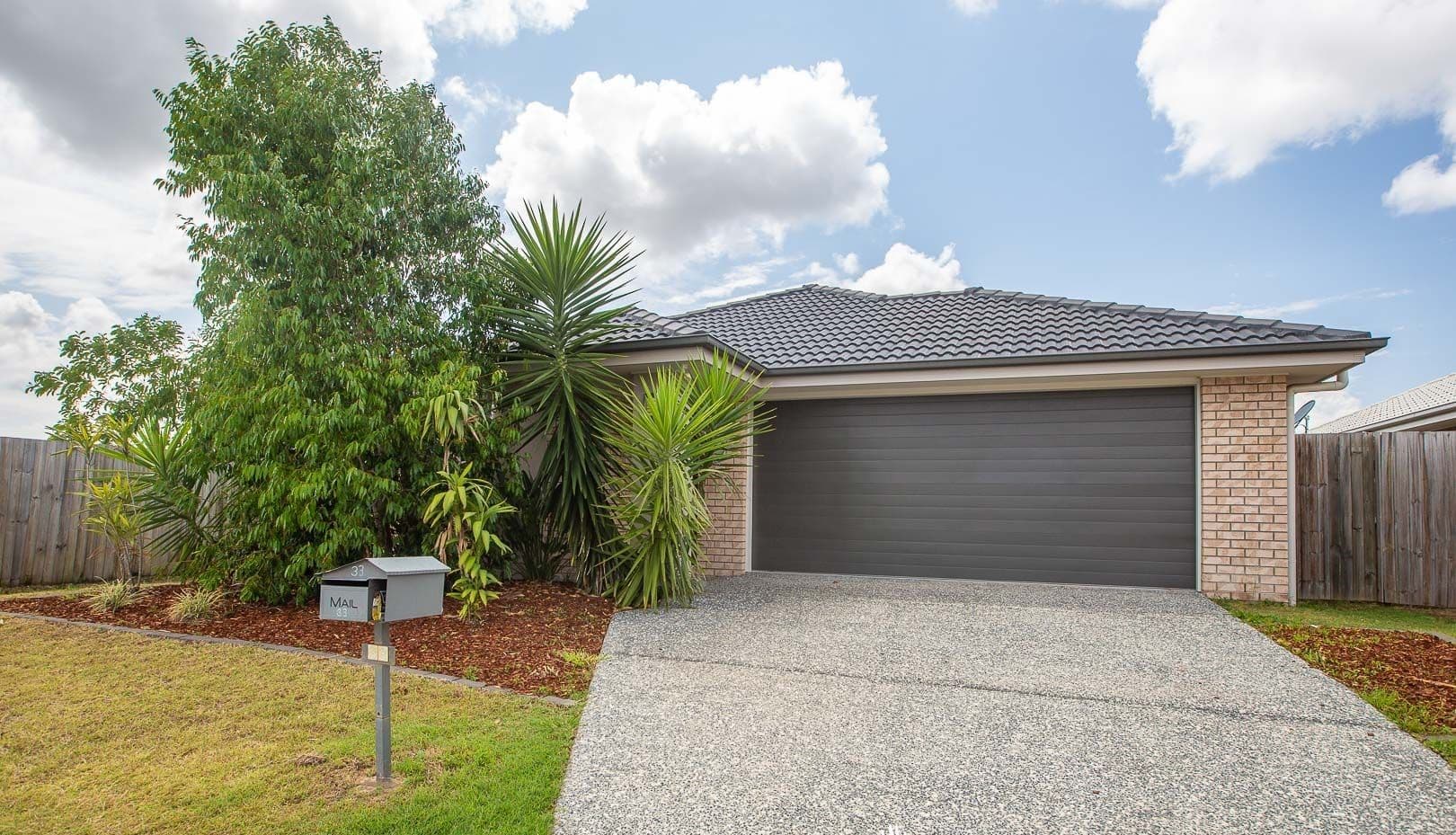 33 Dixon Drive, Pimpama QLD 4209, Pimpama - Image 1