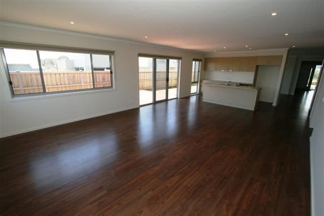 20 Boardwalk Boulevard, COWES VIC 3922, Cowes - Thumbnail 2