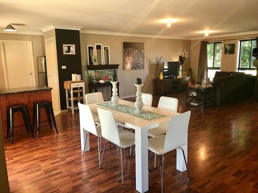14 George Field Drive, Parkes - Thumbnail 2