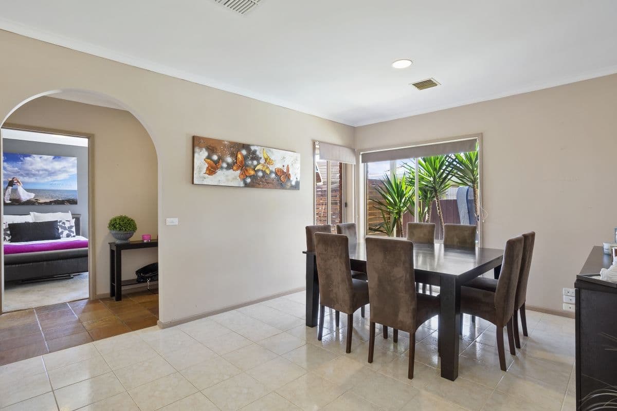 7 Provan Drive, Wyndham Vale VIC 3024, Wyndham Vale - Thumbnail 3