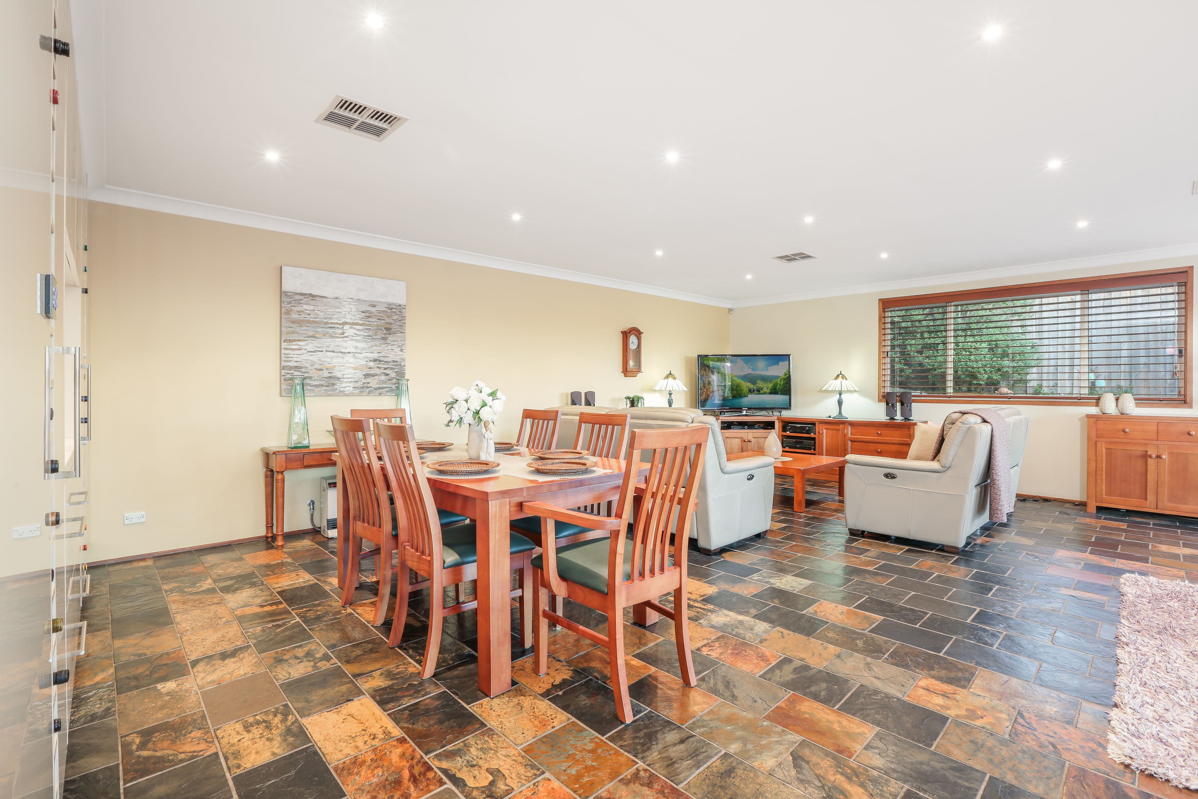 11 Kelly Close, Baulkham Hills - Thumbnail 5