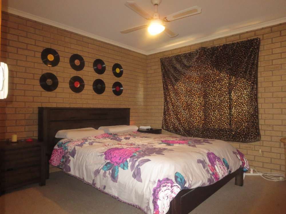 413 Bevan Street, Lavington NSW 2641, Lavington - Thumbnail 4