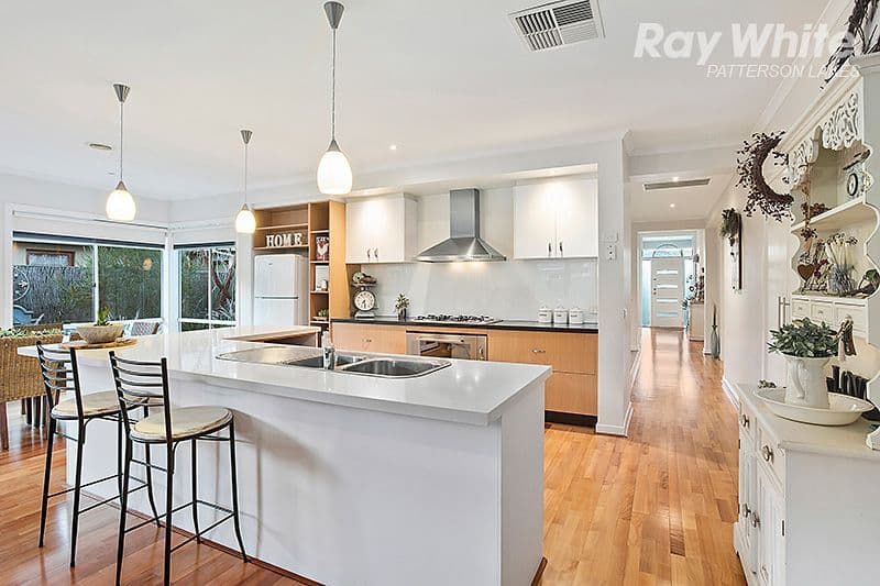 16 Binglebay Avenue, Waterways VIC 3195, Waterways - Thumbnail 3