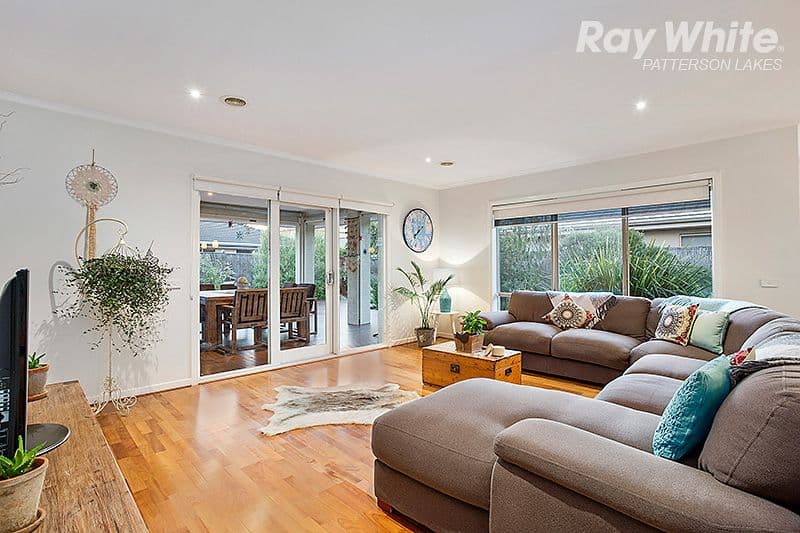 16 Binglebay Avenue, Waterways VIC 3195, Waterways - Thumbnail 5
