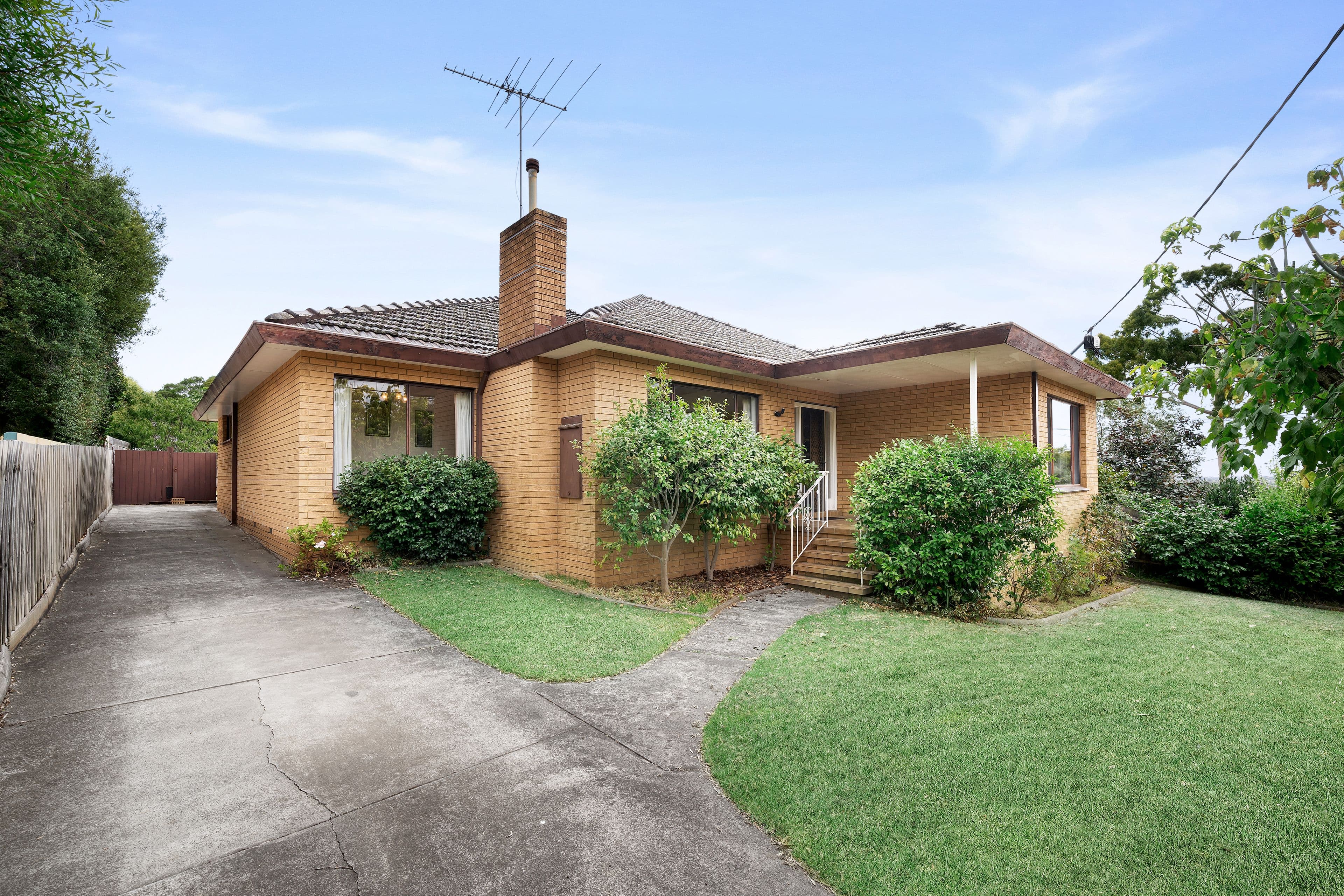 16 Village Avenue, Doncaster VIC 3108, Doncaster - Thumbnail 3
