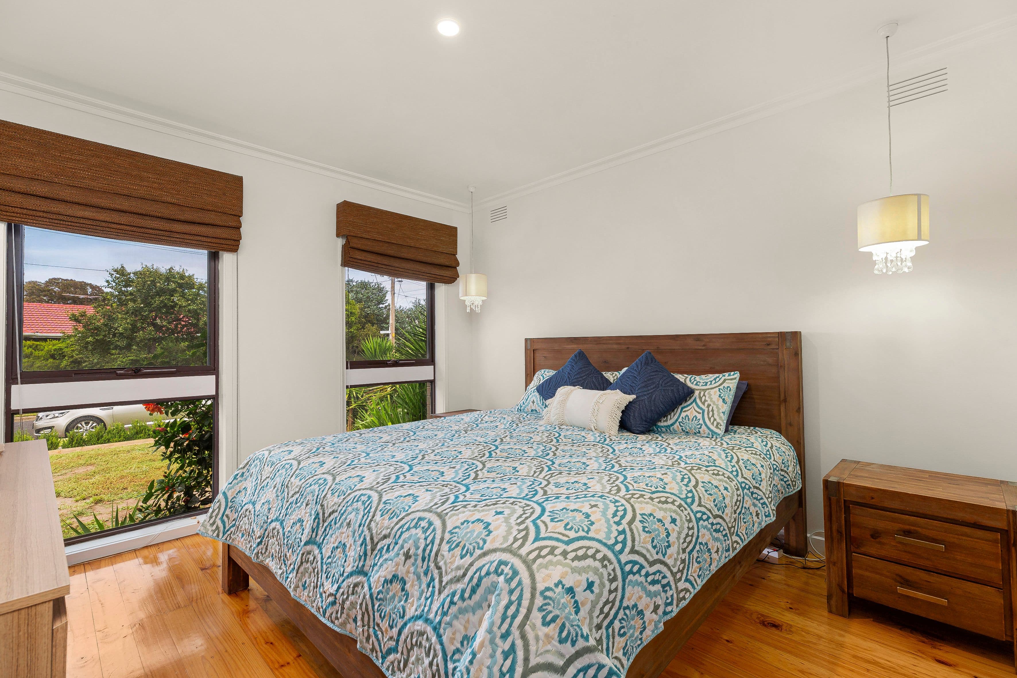 3 Harcourt Crescent, Gladstone Park VIC 3043, Gladstone Park - Thumbnail 2