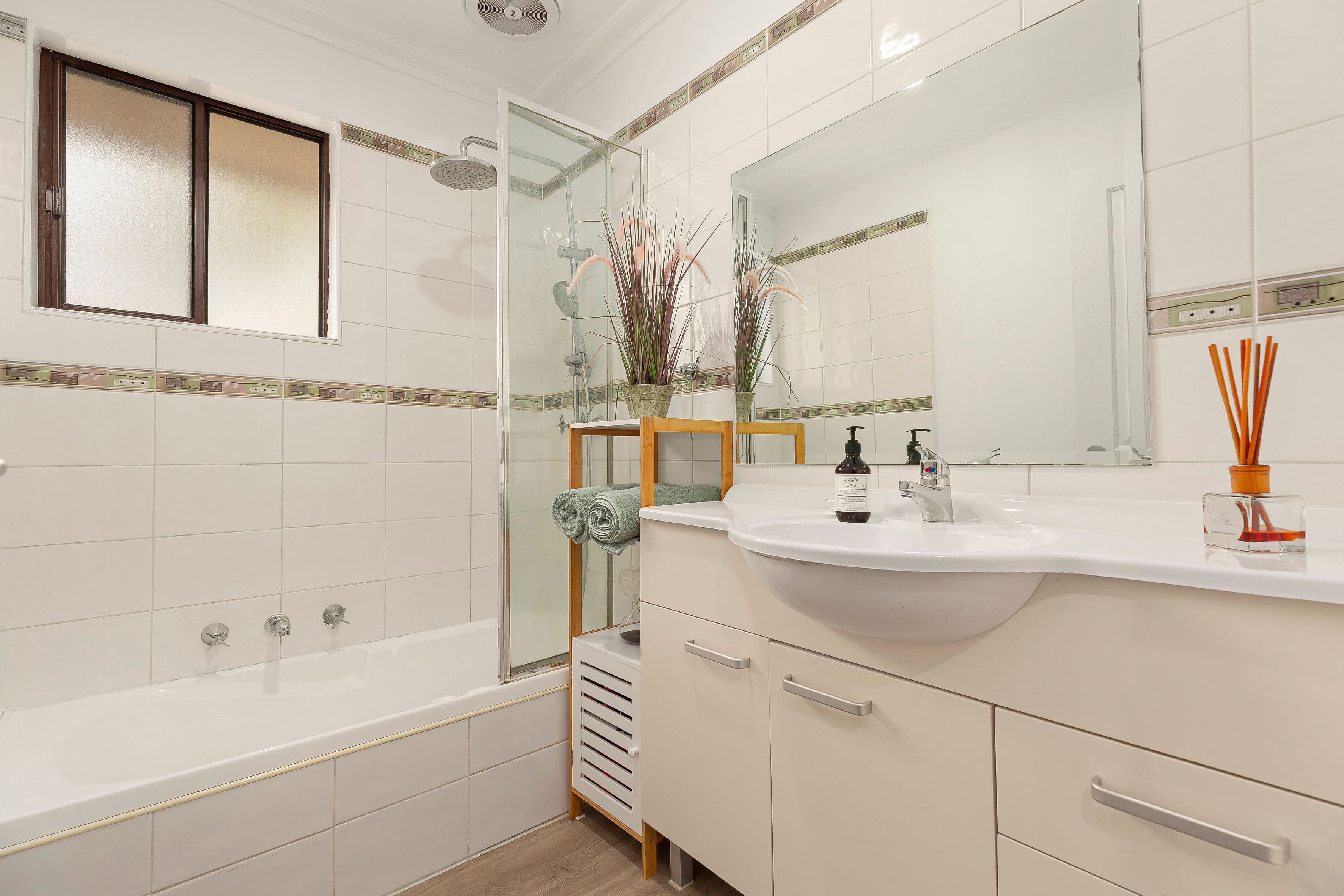 3 Harcourt Crescent, Gladstone Park VIC 3043, Gladstone Park - Thumbnail 7