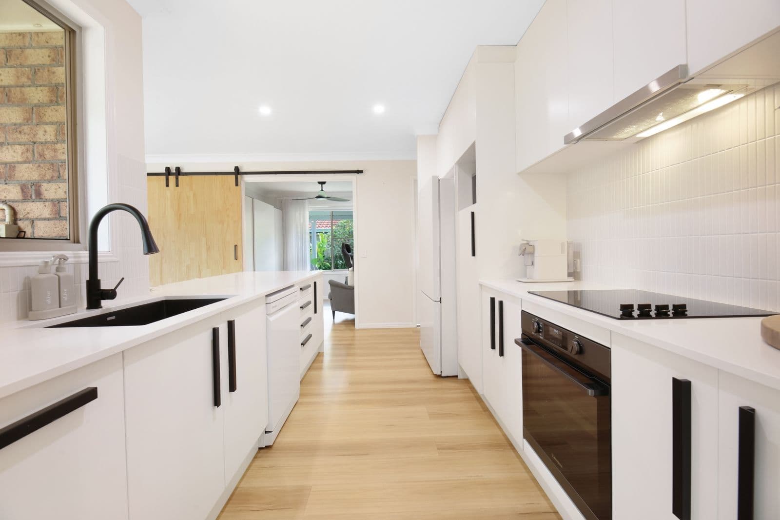 21 Riverpark Drive, Nerang QLD 4211, Nerang - Thumbnail 2