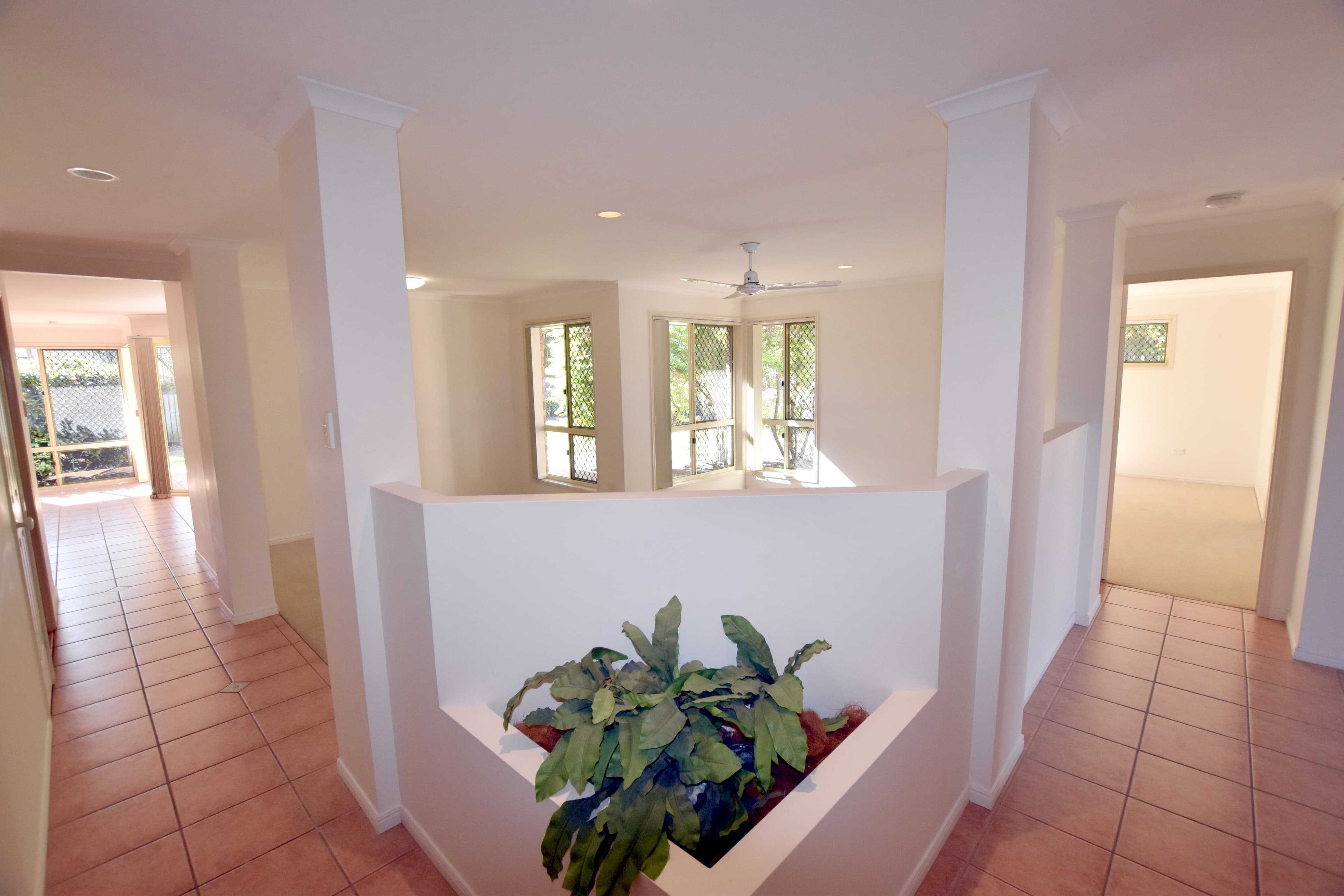 7 Maraboon Court, Clinton QLD 4680, Clinton - Thumbnail 3