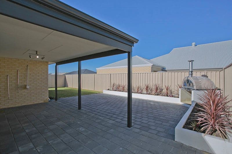 98 Barbarossa Drive, CAVERSHAM WA 6055, Caversham - Thumbnail 4