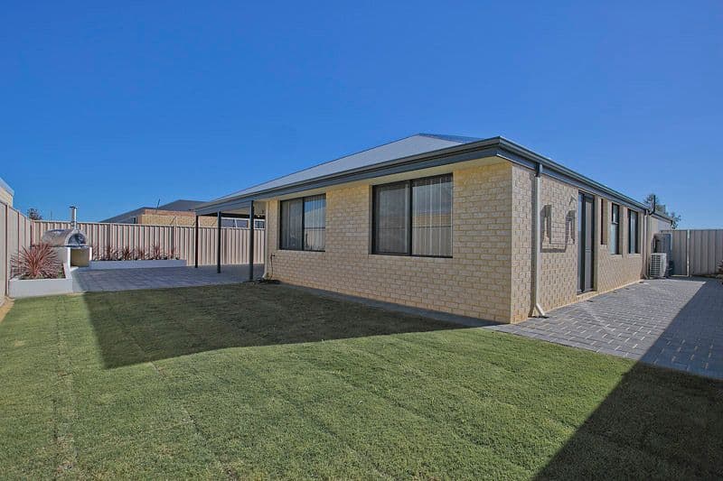 98 Barbarossa Drive, CAVERSHAM WA 6055, Caversham - Thumbnail 6