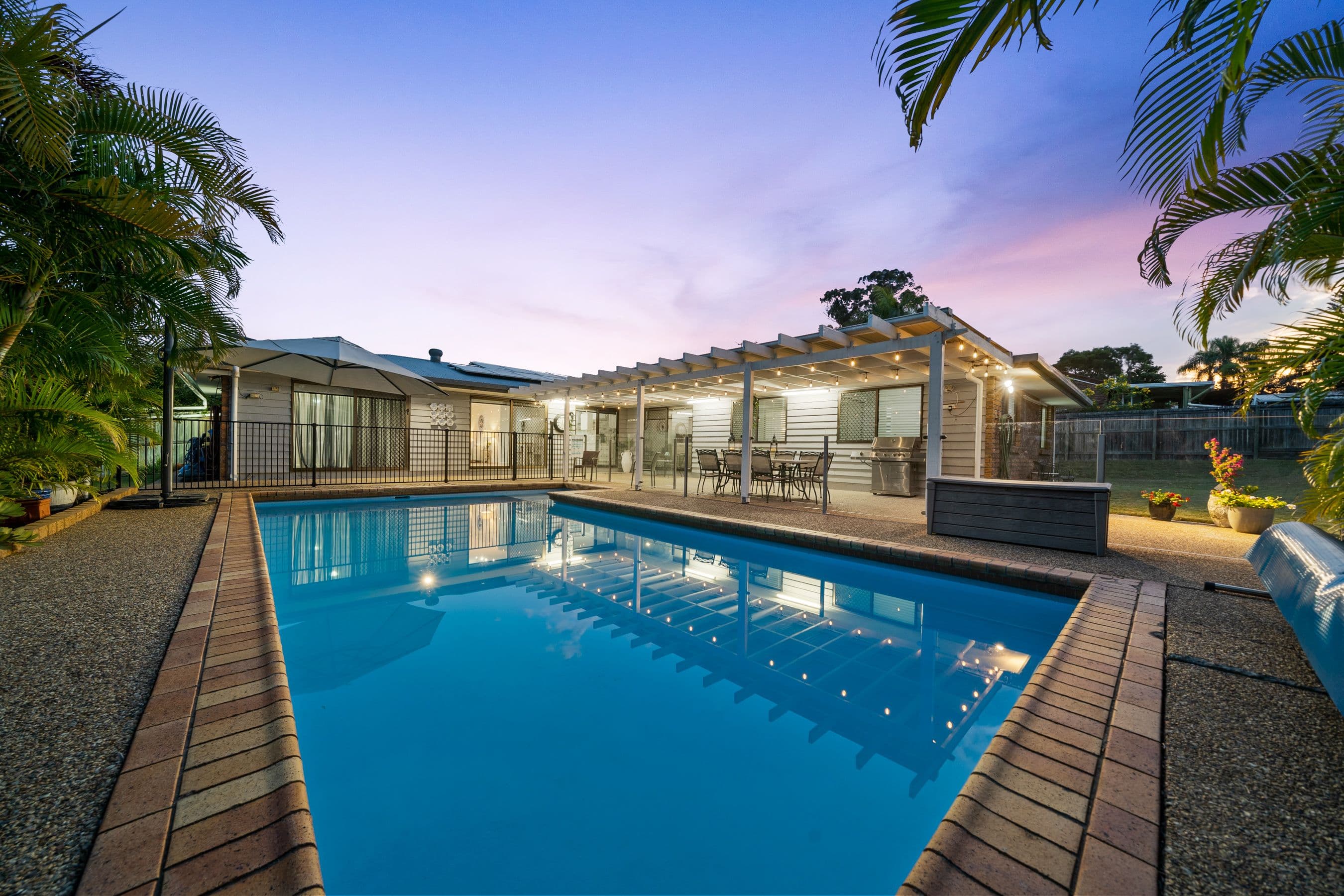 17-19 Montgomery Court, Heritage Park QLD 4118, Heritage Park - Image 1