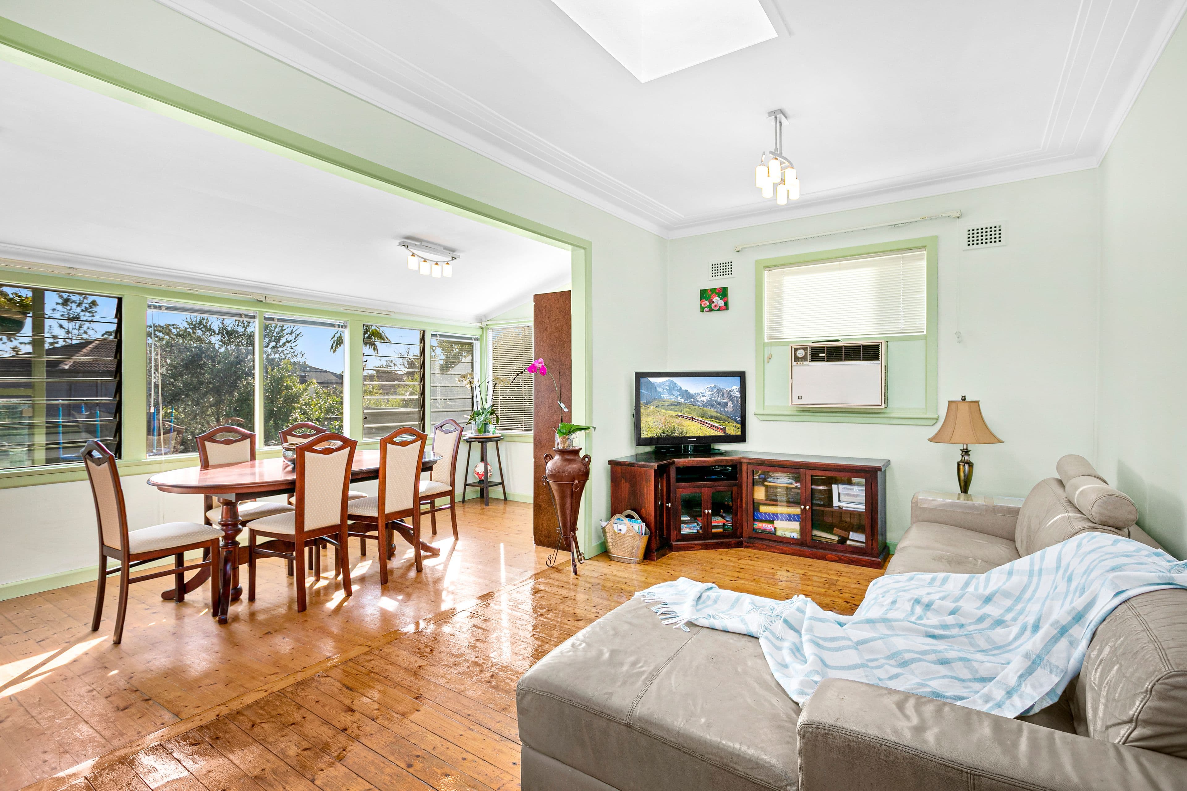 6 Seaforth Avenue, Oatley NSW 2223, Oatley - Thumbnail 4