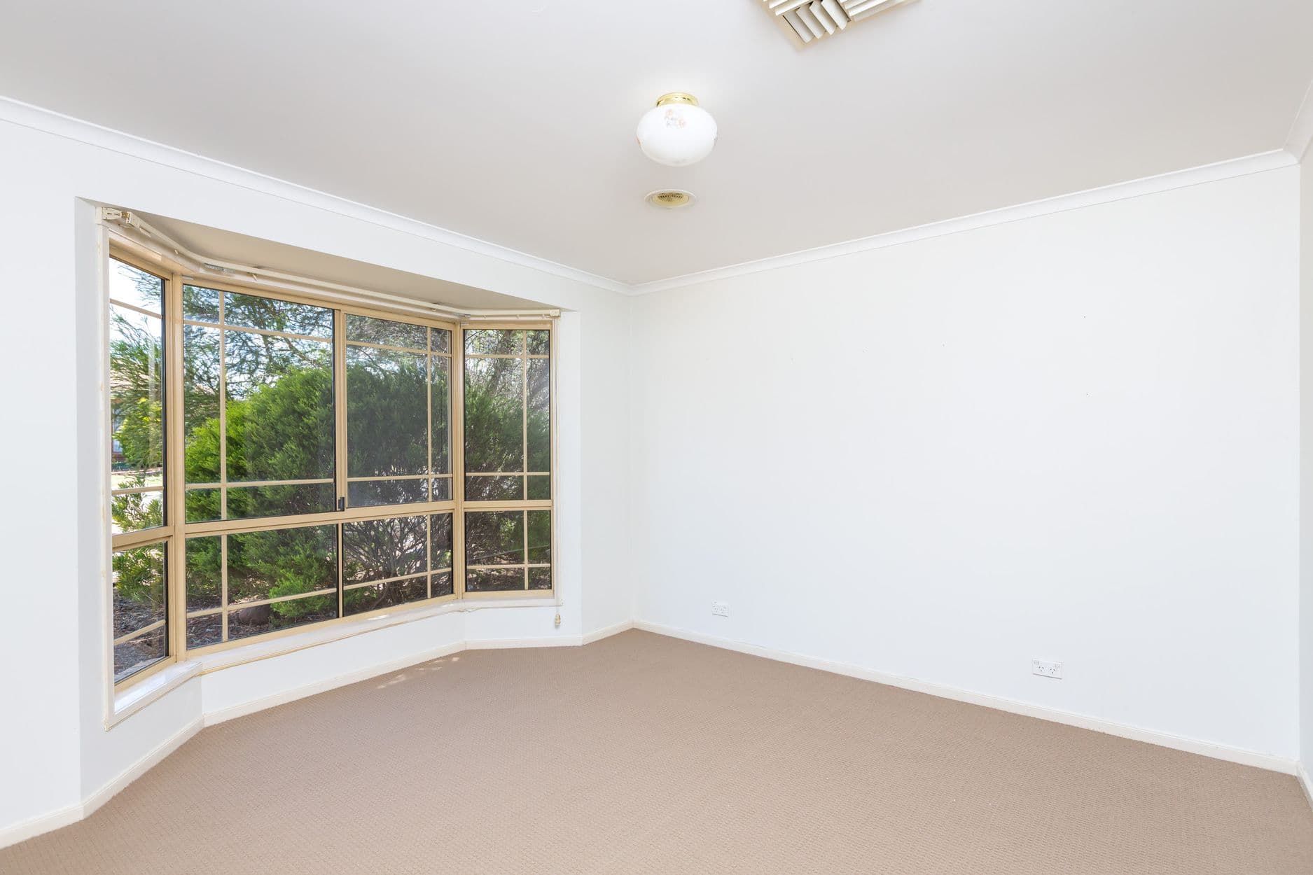 6 Harvey Close, Eaglehawk VIC 3556, Eaglehawk - Thumbnail 7
