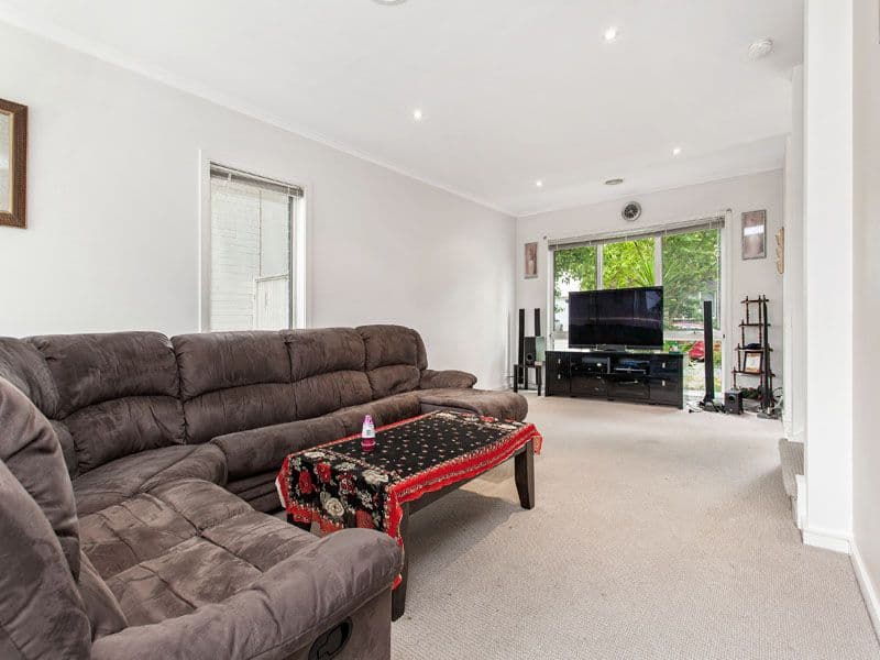 4 Augusta Square, HEATHERTON VIC 3202, Heatherton - Thumbnail 4