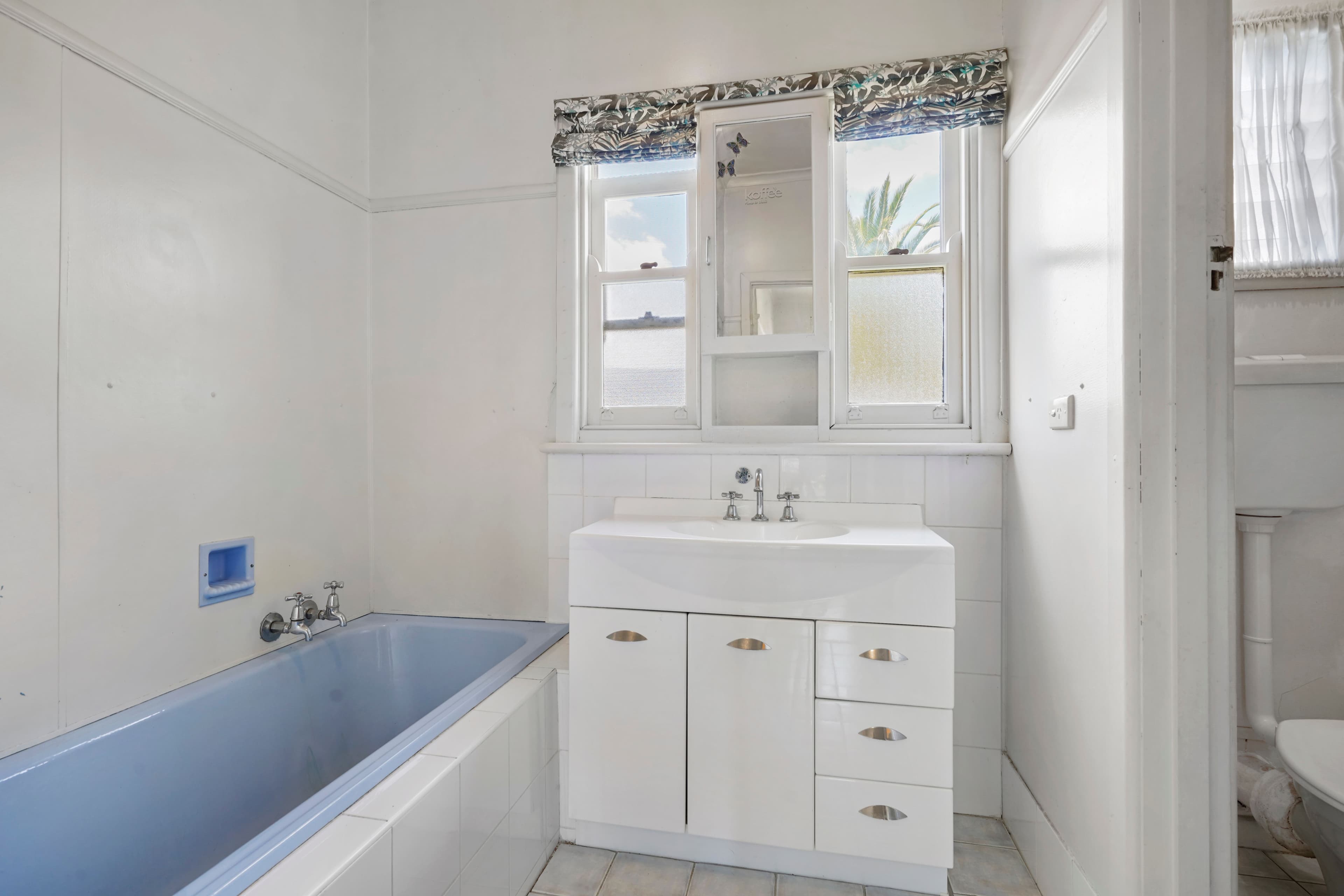 17 Edgewood Road, Dandenong VIC 3175, Dandenong - Thumbnail 5