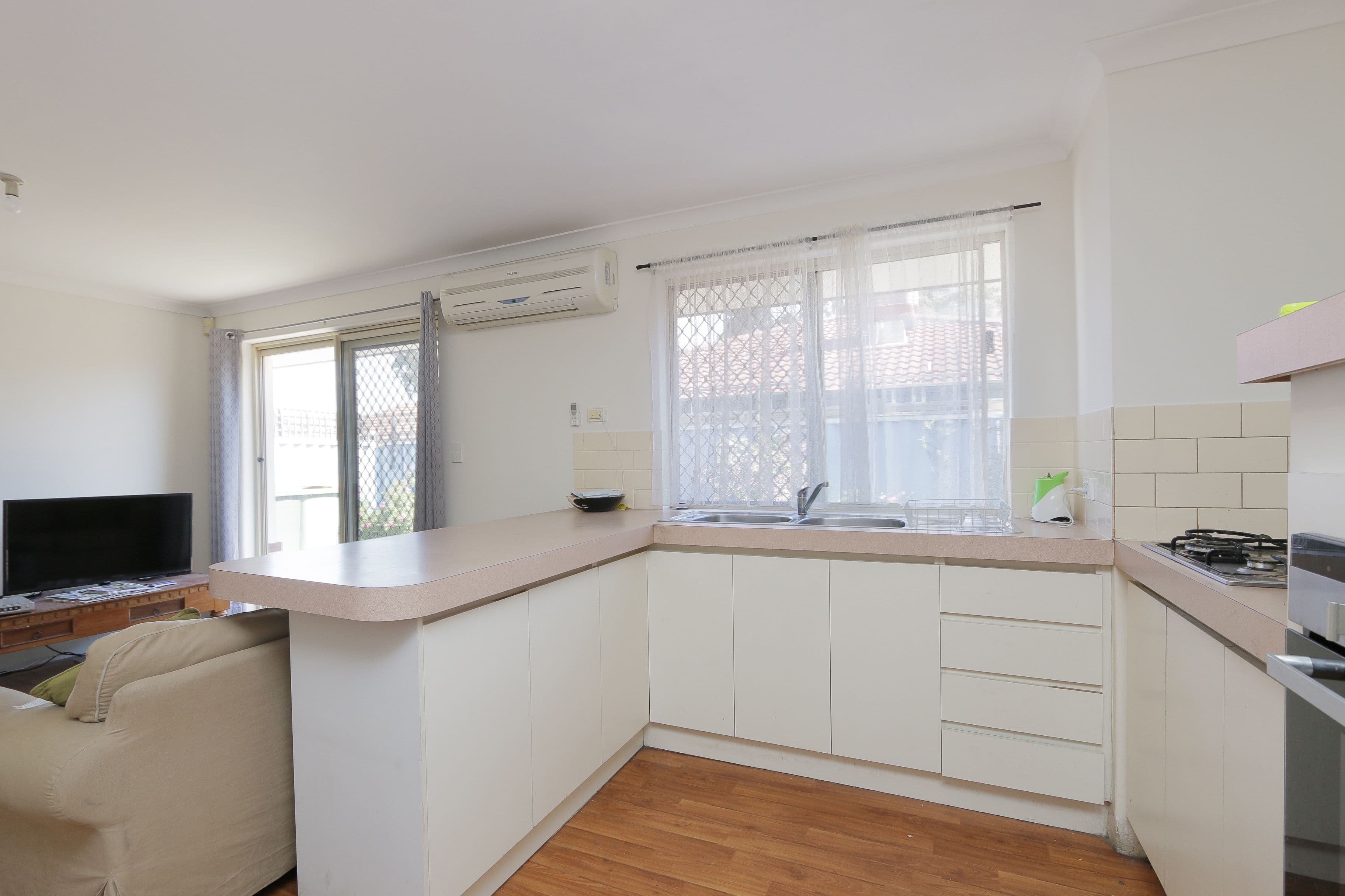 144-146 Walpole Street, Bentley WA 6102, Bentley - Thumbnail 3