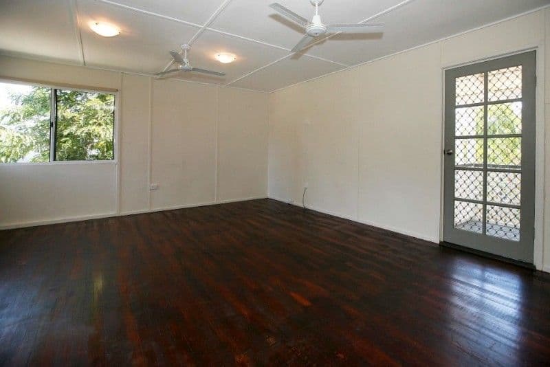 10 Tregaskis Street, VINCENT QLD 4814, Vincent - Thumbnail 2