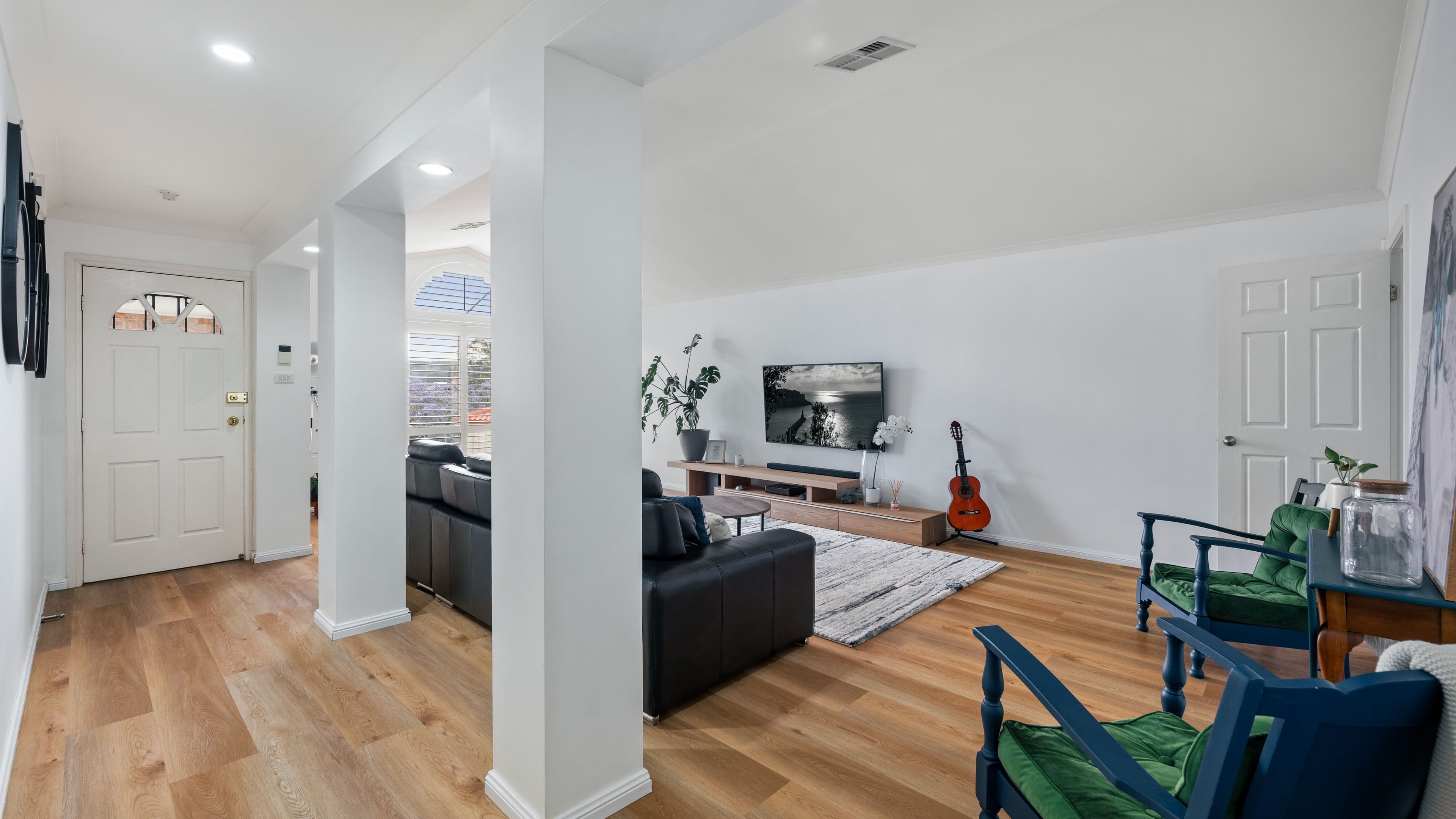 5 Dorrington Place, Glenmore Park NSW 2745, Glenmore Park - Thumbnail 4
