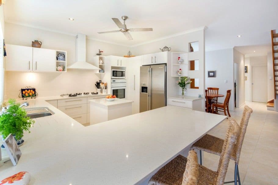 4 Tortola Place, KAWANA ISLAND QLD 4575, Kawana Island - Thumbnail 3