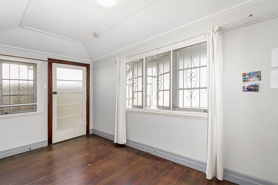 16 Emily Street, HIGHGATE HILL QLD 4101, Highgate Hill - Thumbnail 6
