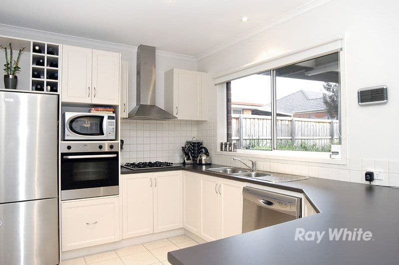 6 Whitehall Terrace, FERNTREE GULLY VIC 3156, Ferntree Gully - Thumbnail 4