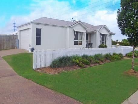 32 Ulysses Drive, MOUNT LOUISA QLD 4814, Mount Louisa - Image 1