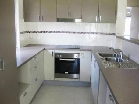 32 Ulysses Drive, MOUNT LOUISA QLD 4814, Mount Louisa - Thumbnail 2