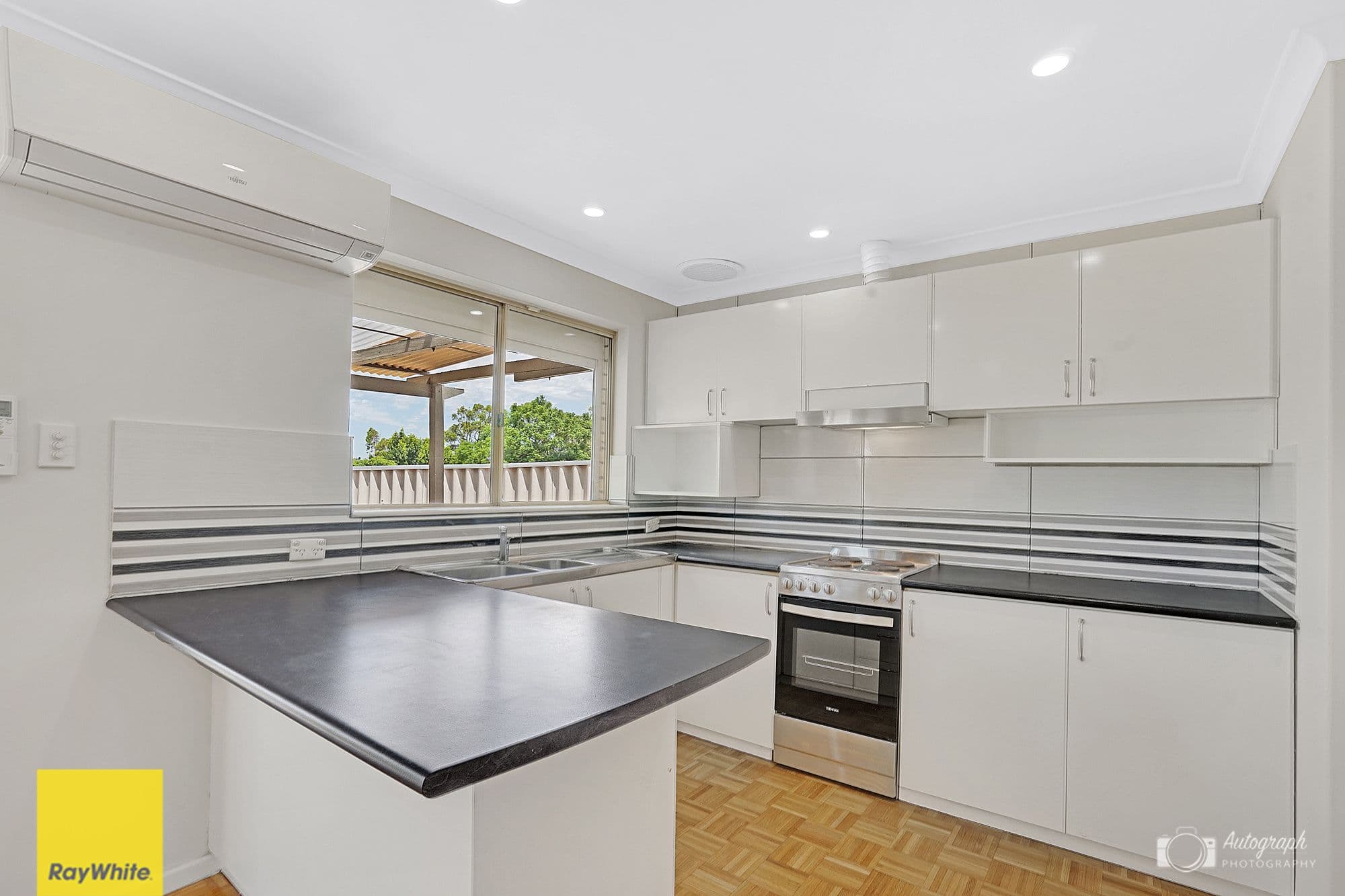 41 Dampier Loop, Mirrabooka WA 6061, Mirrabooka - Thumbnail 4