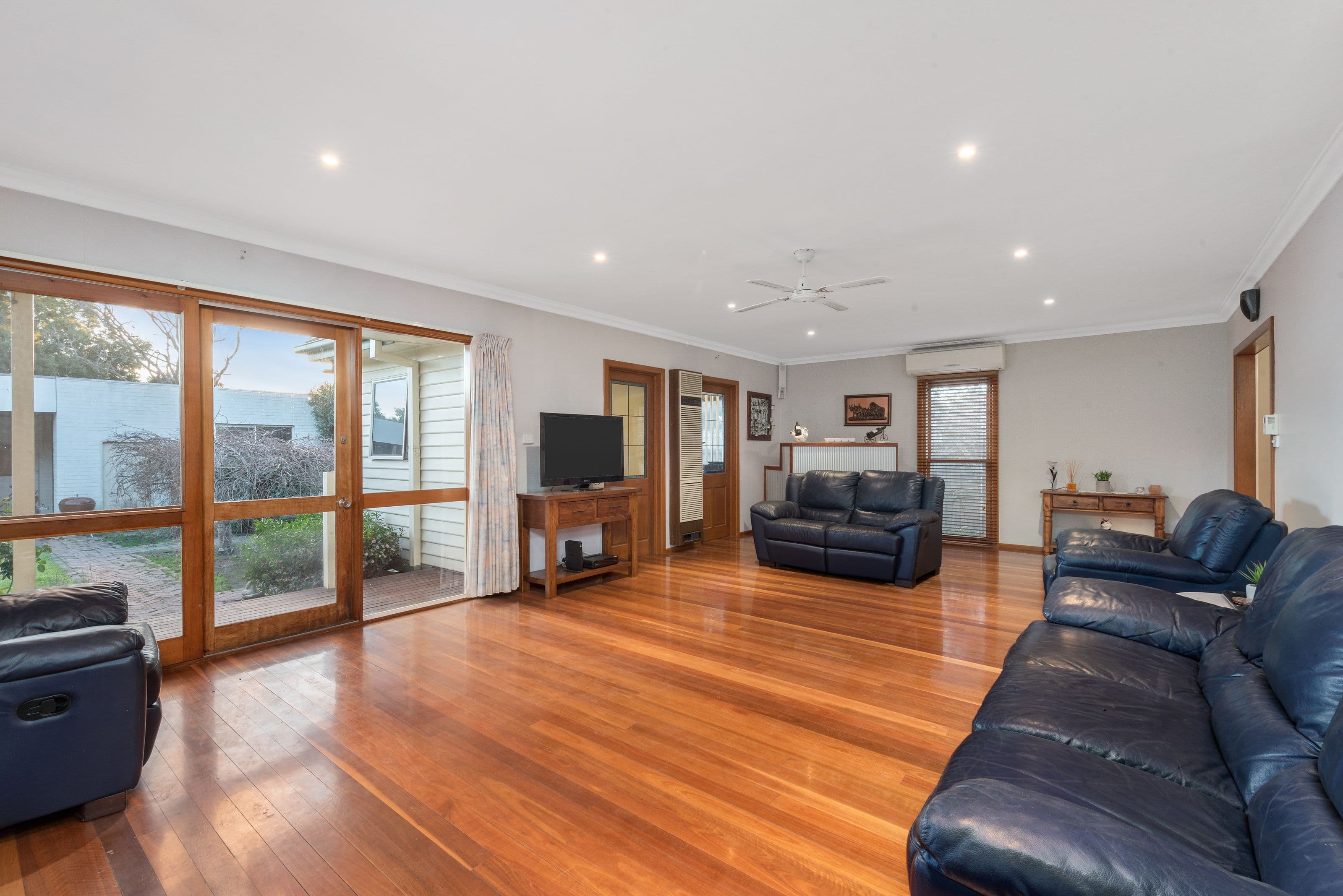 86 Liverpool Road, Kilsyth VIC 3137, Kilsyth - Thumbnail 4