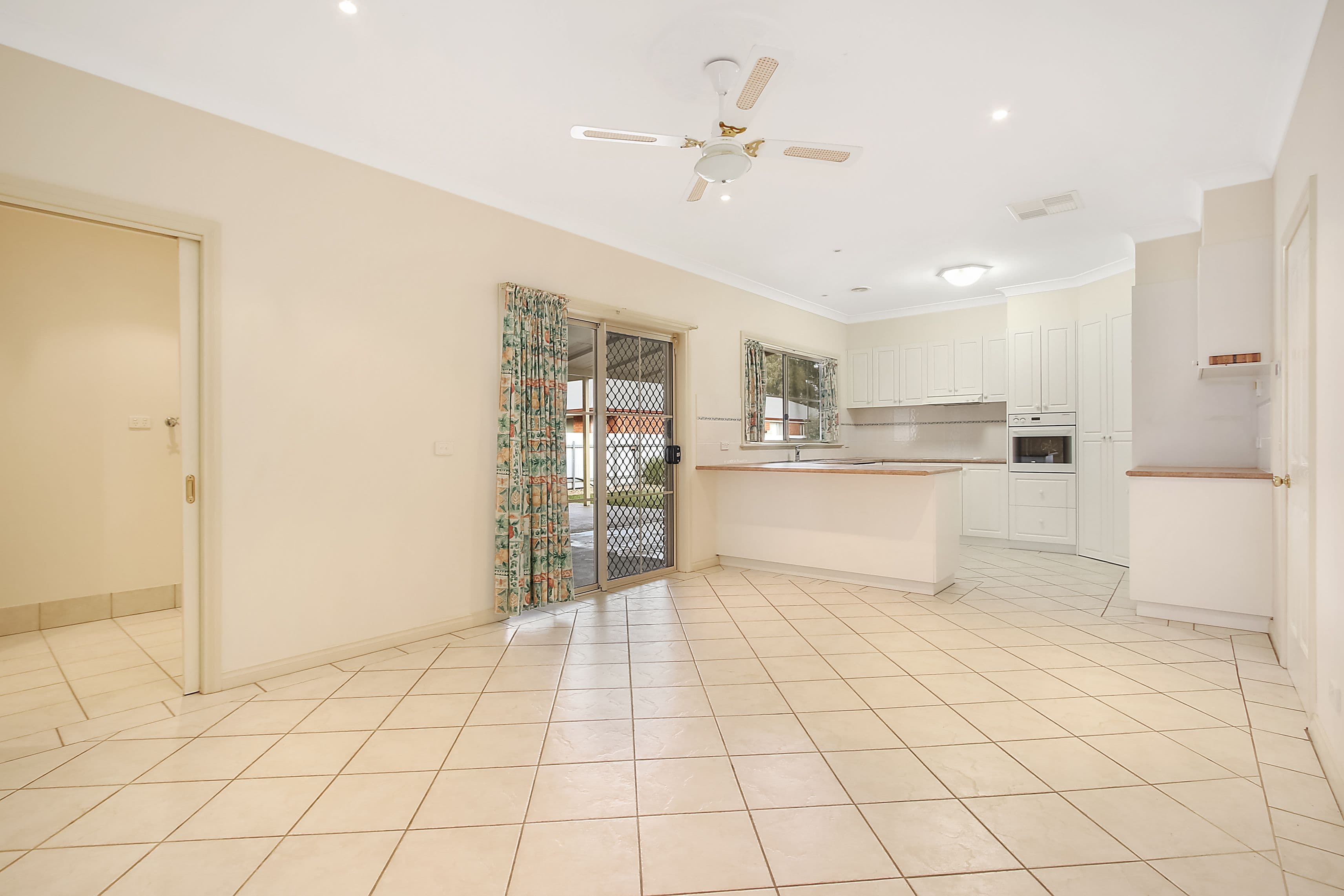 194 Bank Street, Howlong - Thumbnail 4