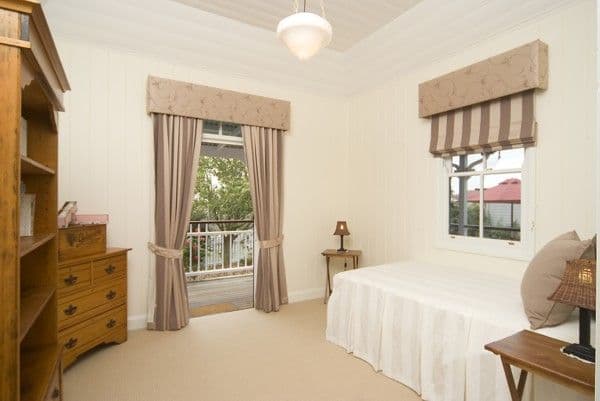 81 Logan Street, TENTERFIELD NSW 2372, Tenterfield - Thumbnail 6