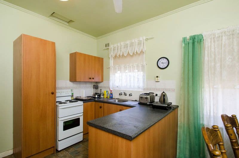 10 Neston Avenue, NORTH PLYMPTON SA 5037, North Plympton - Thumbnail 4