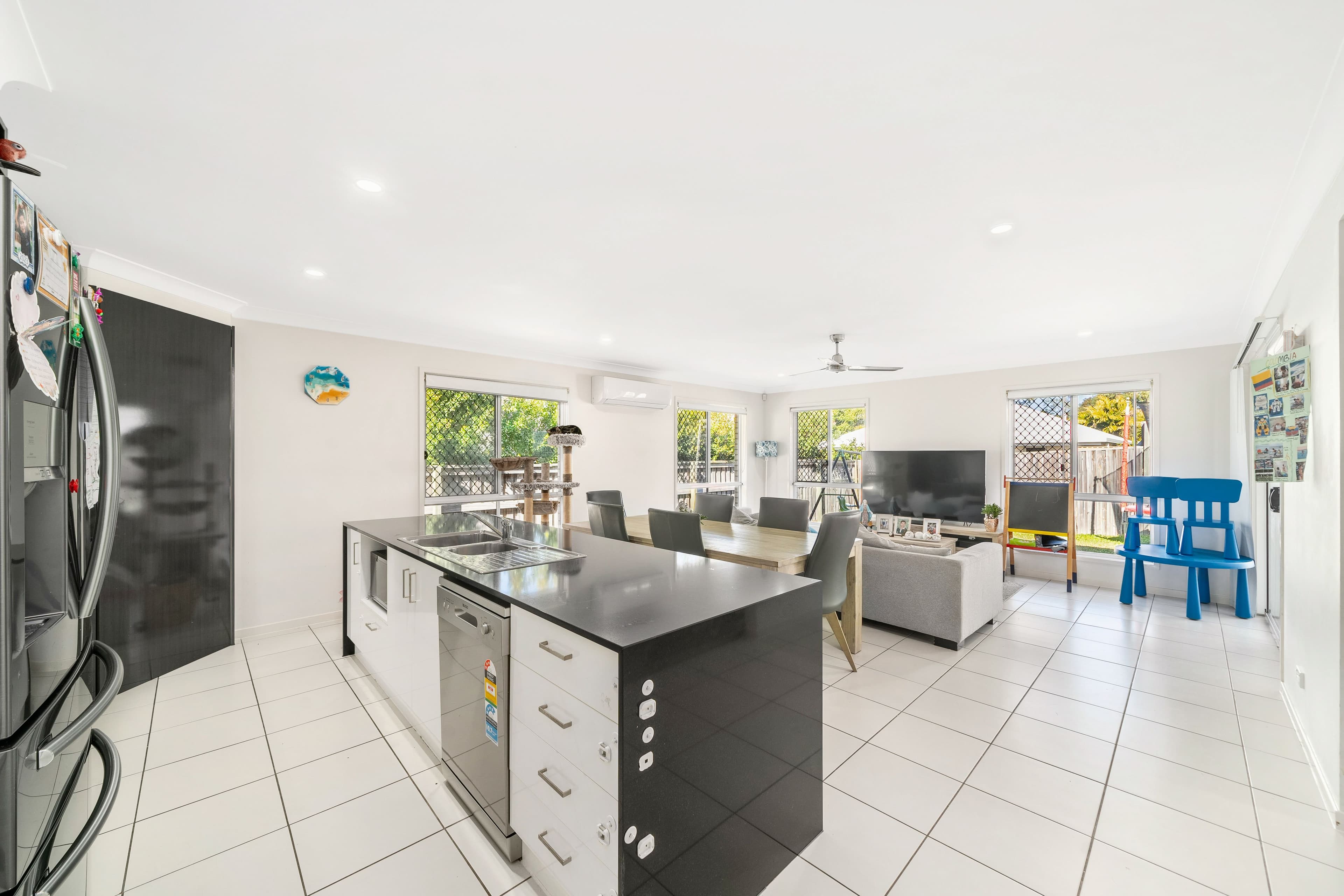 14 Kawana Street, North Lakes QLD 4509, North Lakes - Thumbnail 2