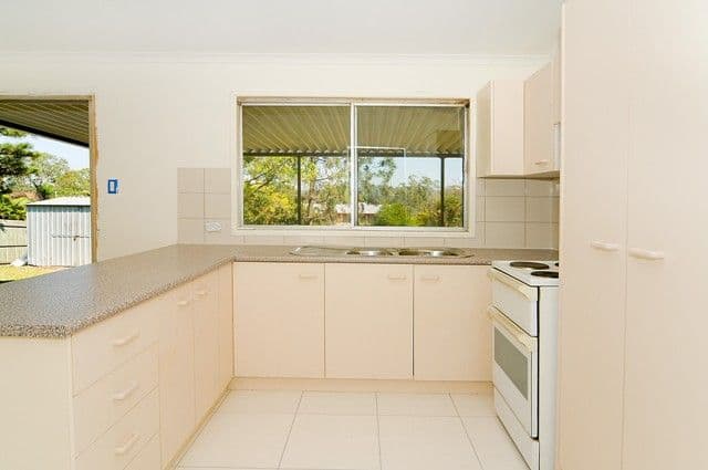 4 Coldham Street, REDBANK PLAINS QLD 4301, Redbank Plains - Thumbnail 3