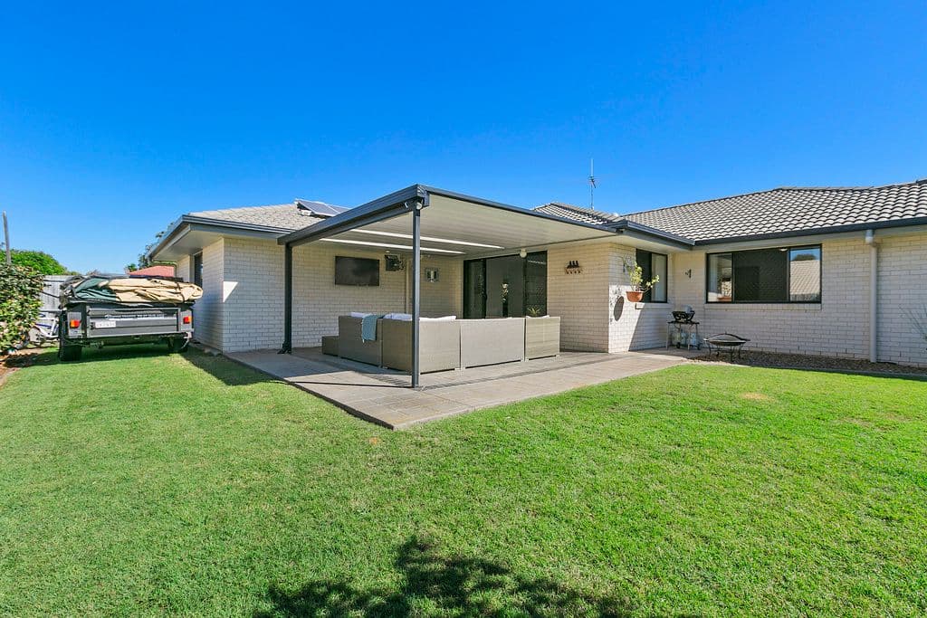 4 Dory Close, Redland Bay QLD 4165, Redland Bay - Thumbnail 2