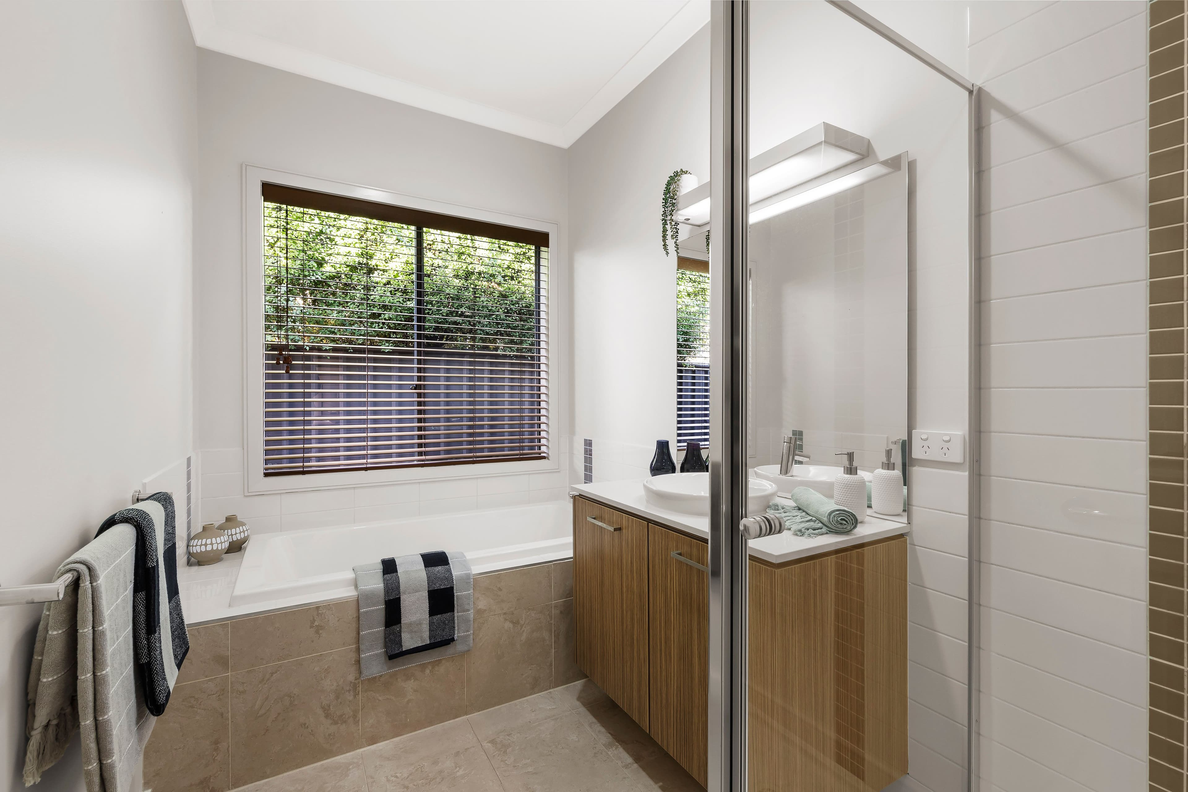 5 Le Page Run, South Morang VIC 3752, South Morang - Thumbnail 6