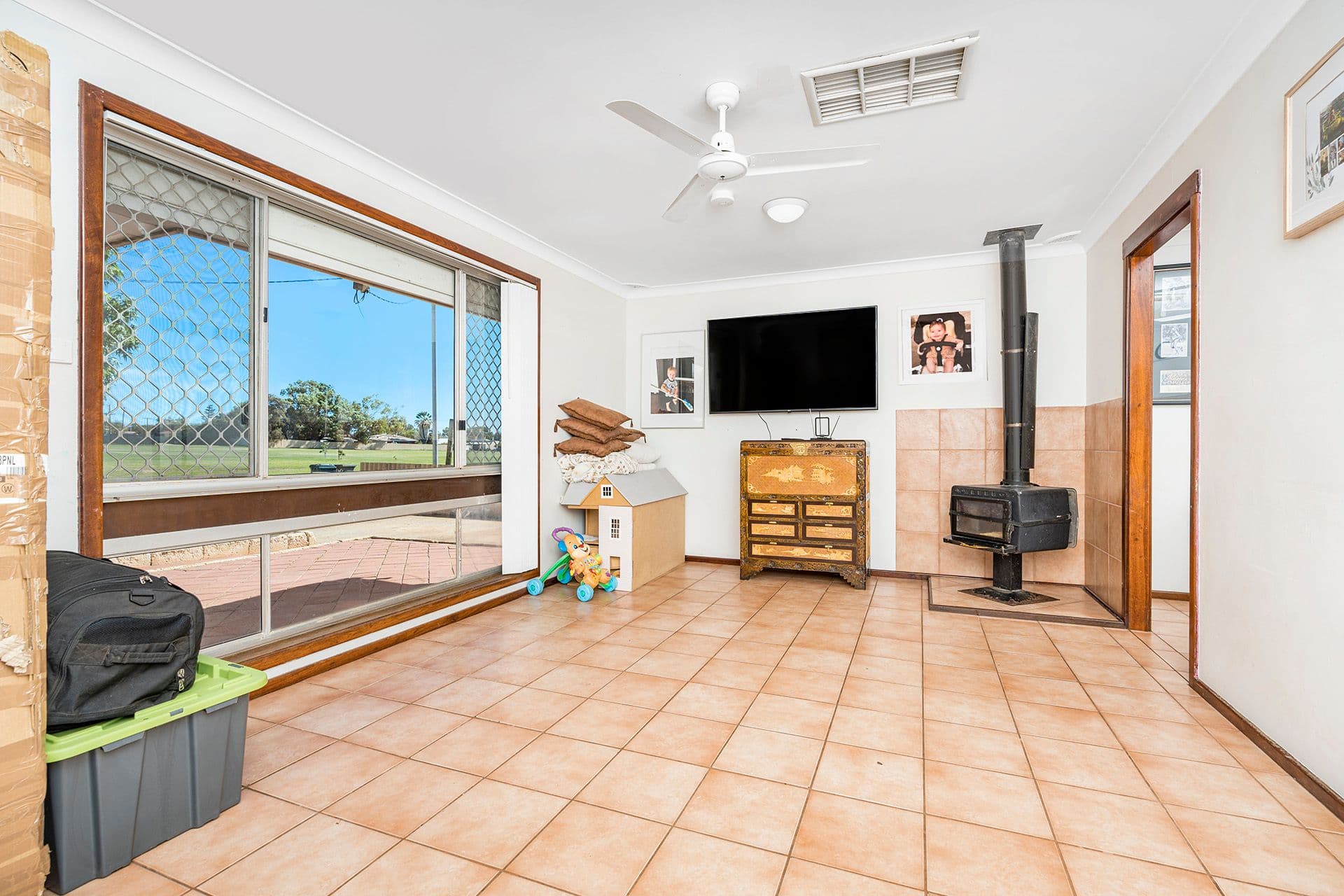 13 Levy Street, Rangeway WA 6530, Rangeway - Thumbnail 4