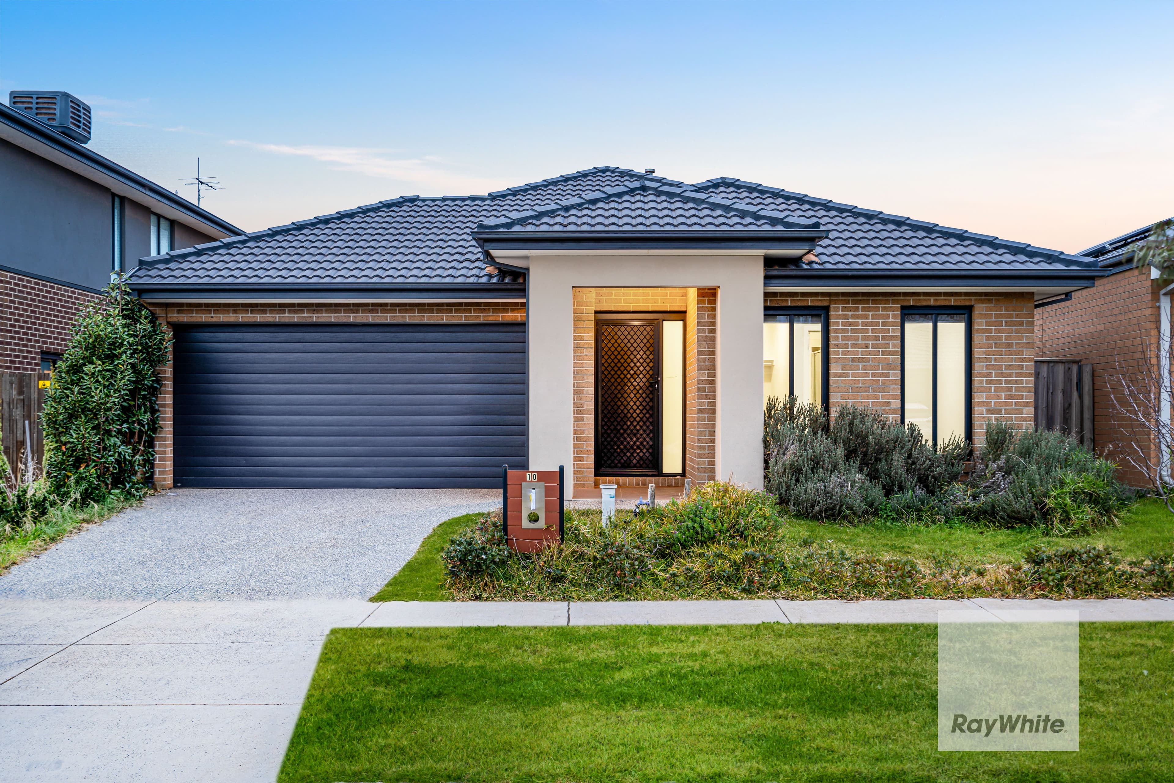 10 Broom Road, AINTREE VIC 3336, Aintree - Image 1