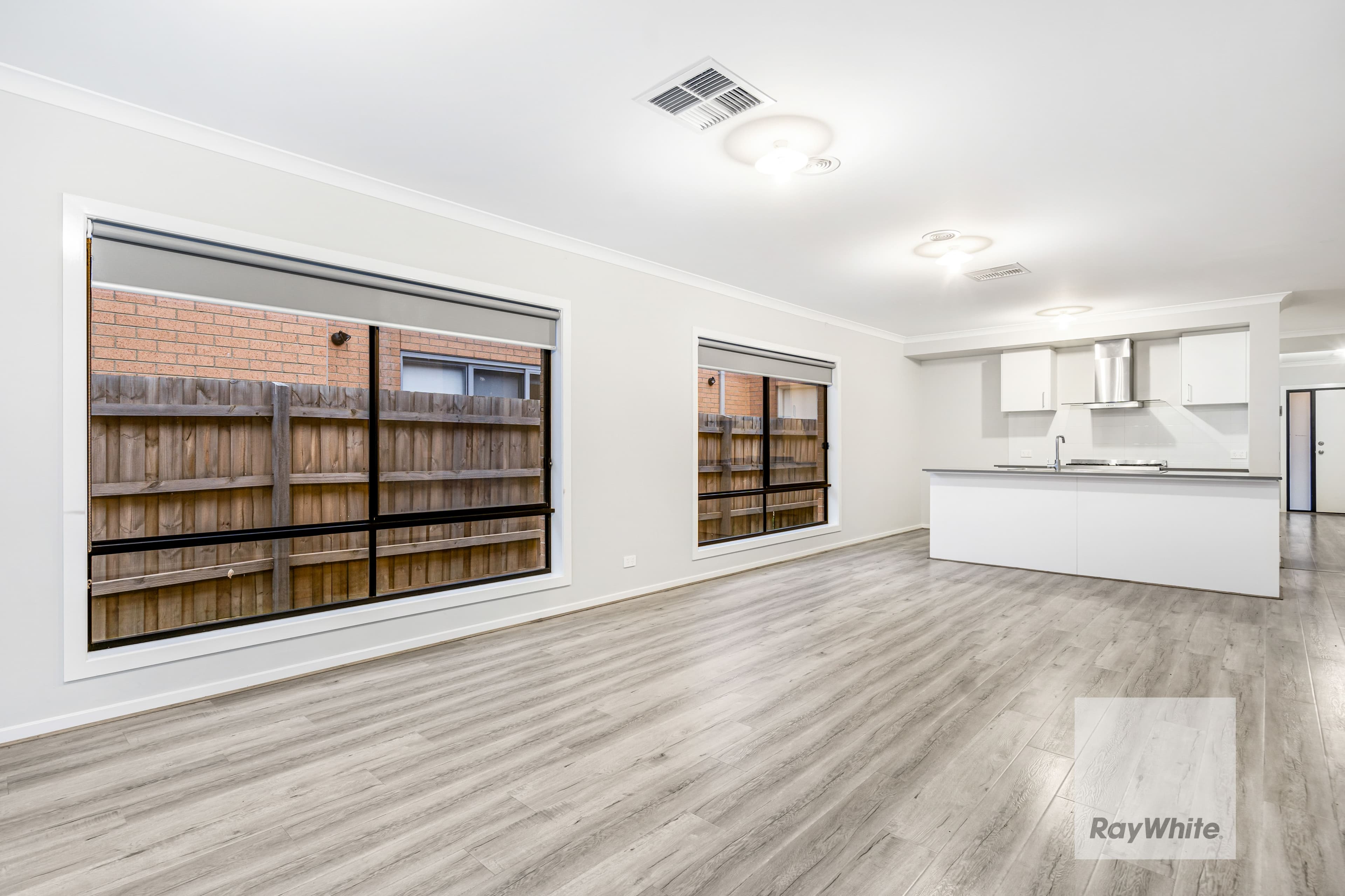 10 Broom Road, AINTREE VIC 3336, Aintree - Thumbnail 5