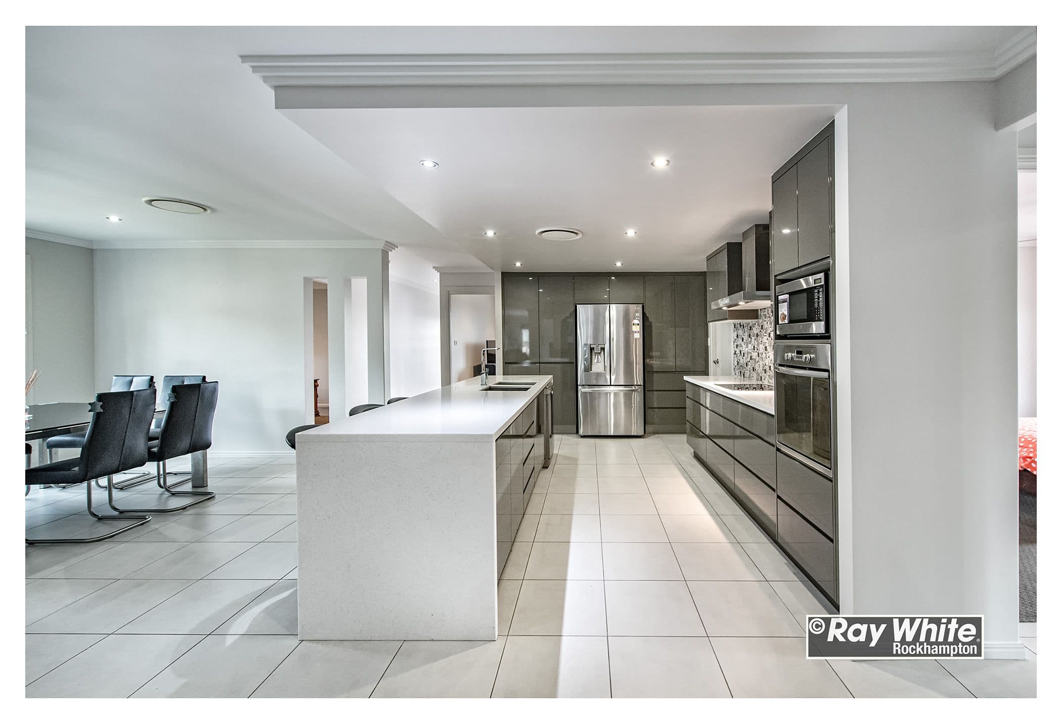 38 Laird Avenue, Norman Gardens QLD 4701, Norman Gardens - Thumbnail 2