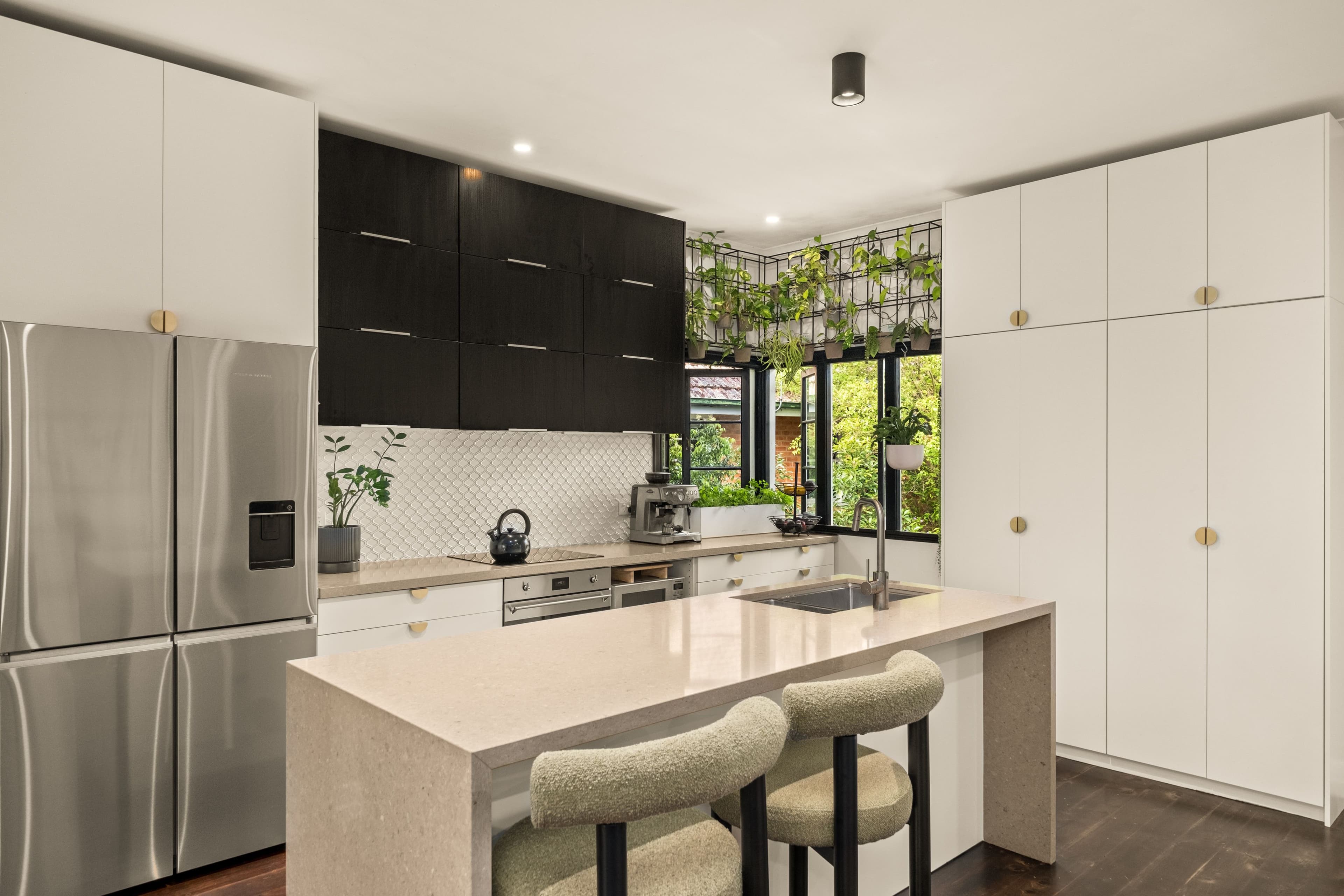 45 Stuartholme Road, Bardon QLD 4065, Bardon - Thumbnail 4