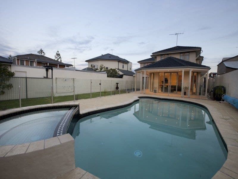 229 Esplanade, Altona - Thumbnail 4