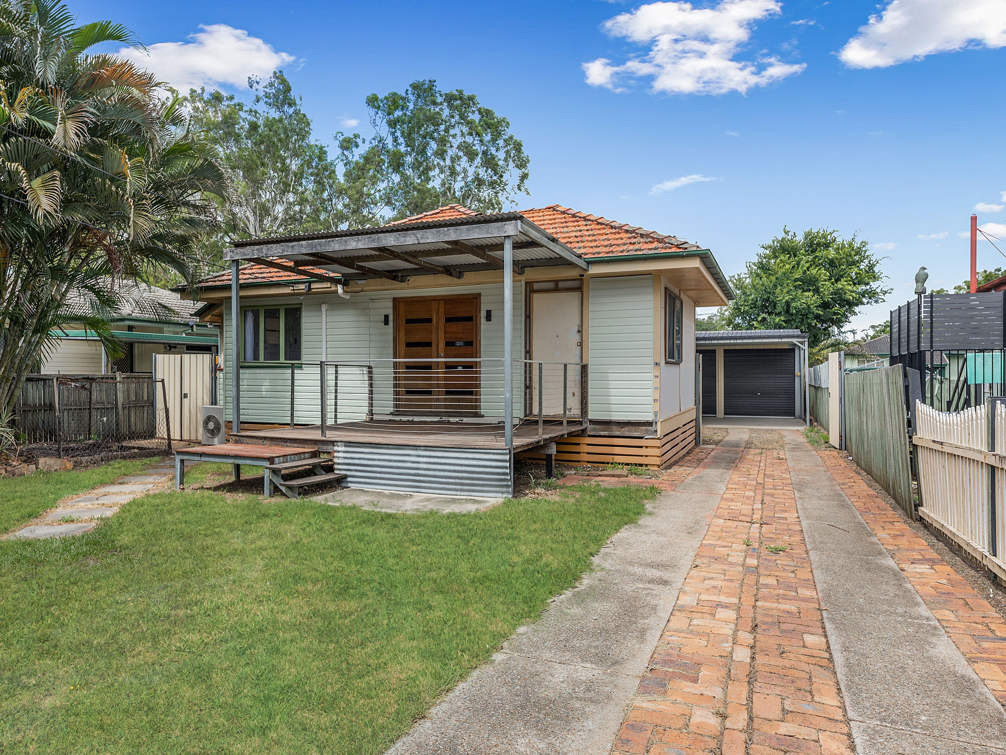 26 Larsen Street, Leichhardt QLD 4305, Leichhardt - Image 1