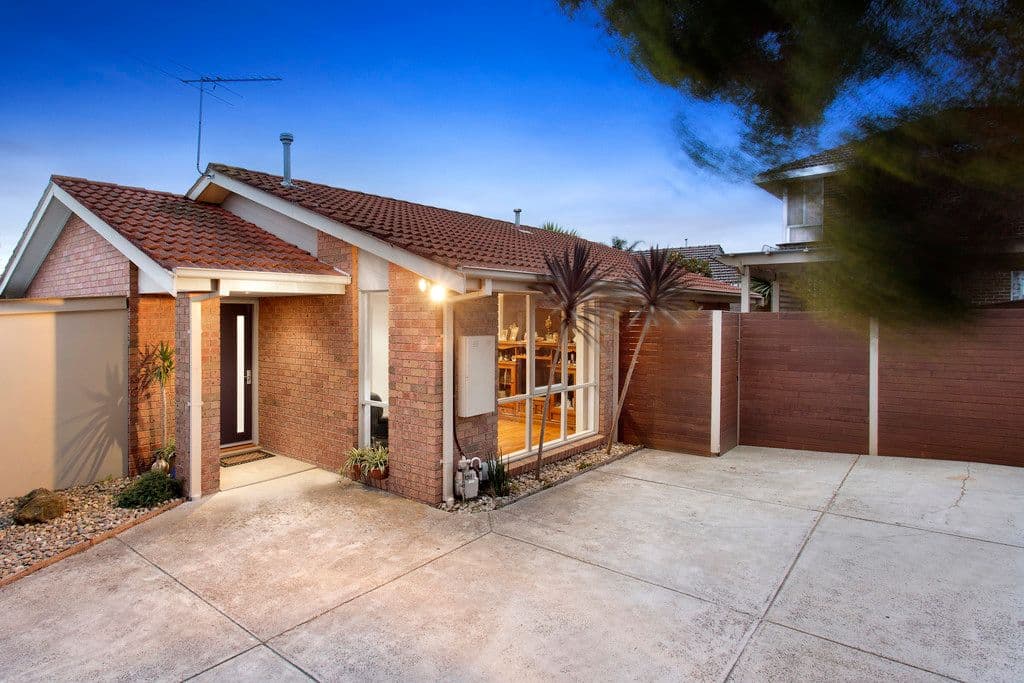 13 Boyd Avenue, Oakleigh East VIC 3166, Oakleigh East - Thumbnail 2